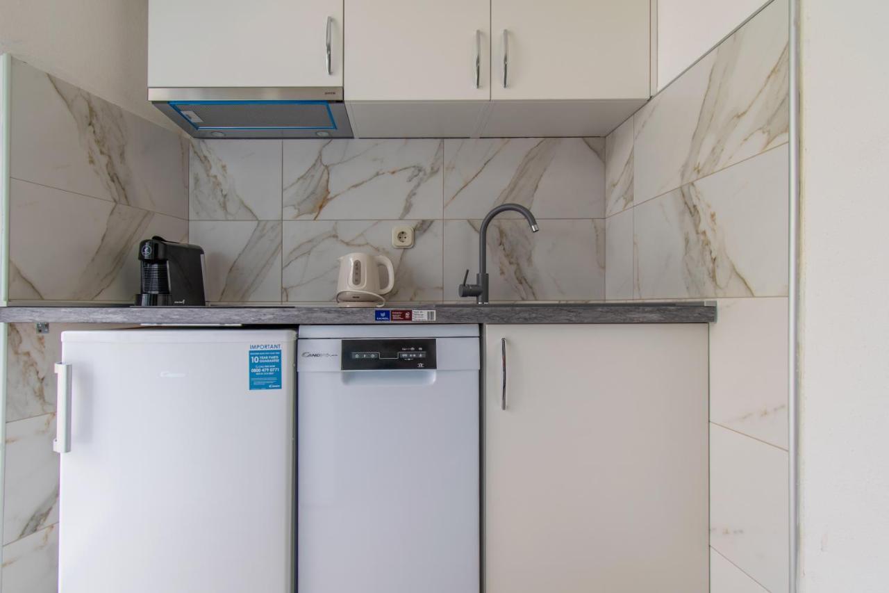Studio Apartman Monika Hotel Baska Voda Exterior photo